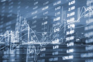 期货市场中的基差如何影响价格？