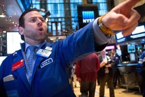 投资中贪婪和恐惧如何影响决策？