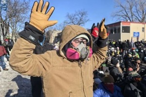 特朗普“退”了一步？