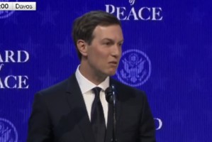 美方在达沃斯公布“加沙总体规划”，并放出PPT，网友质疑